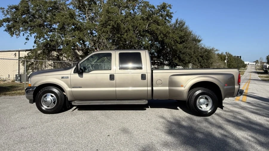 2002 Ford Super Duty 1st Gen - Image 2 of 22