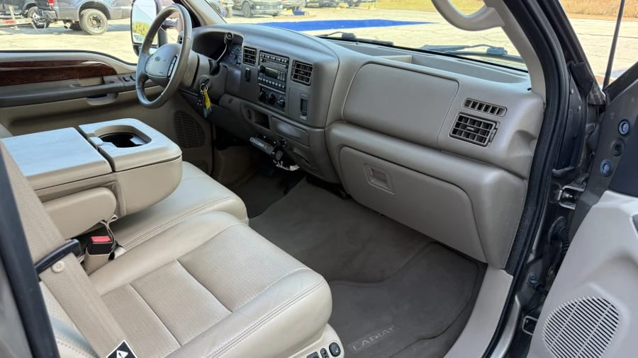 2002 Ford Super Duty 1st Gen - Image 15 of 22