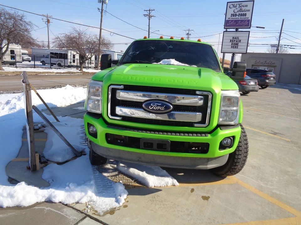 2002 Ford Super Duty 1st Gen - Image 2 of 15
