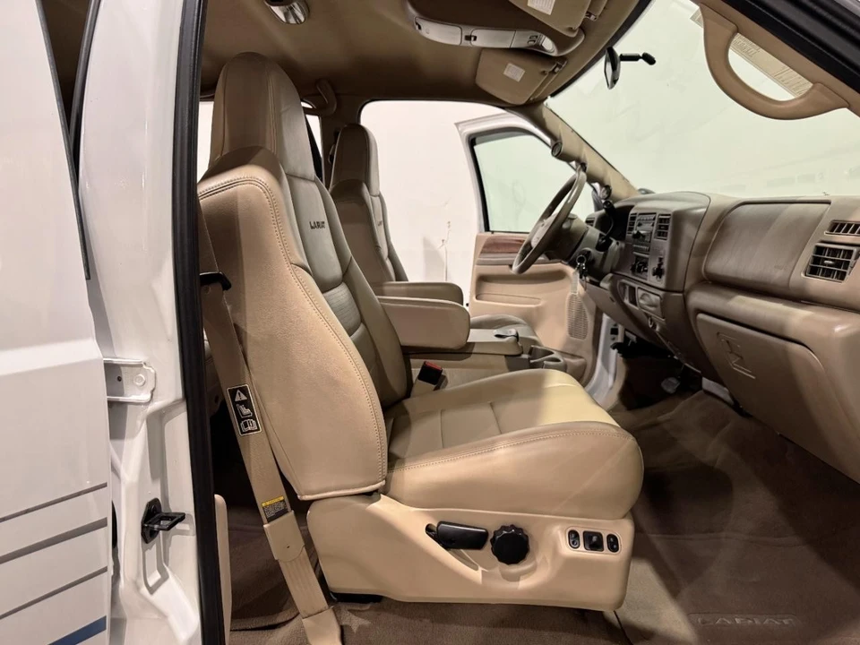 2002 Ford Super Duty 1st Gen - Image 13 of 31