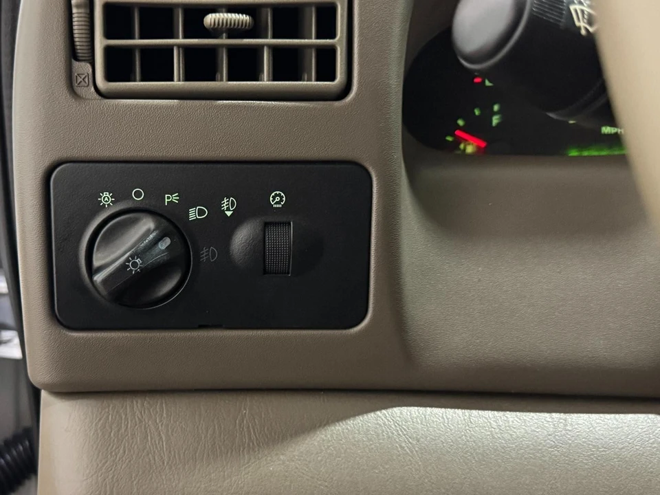 2002 Ford Super Duty 1st Gen - Image 27 of 31