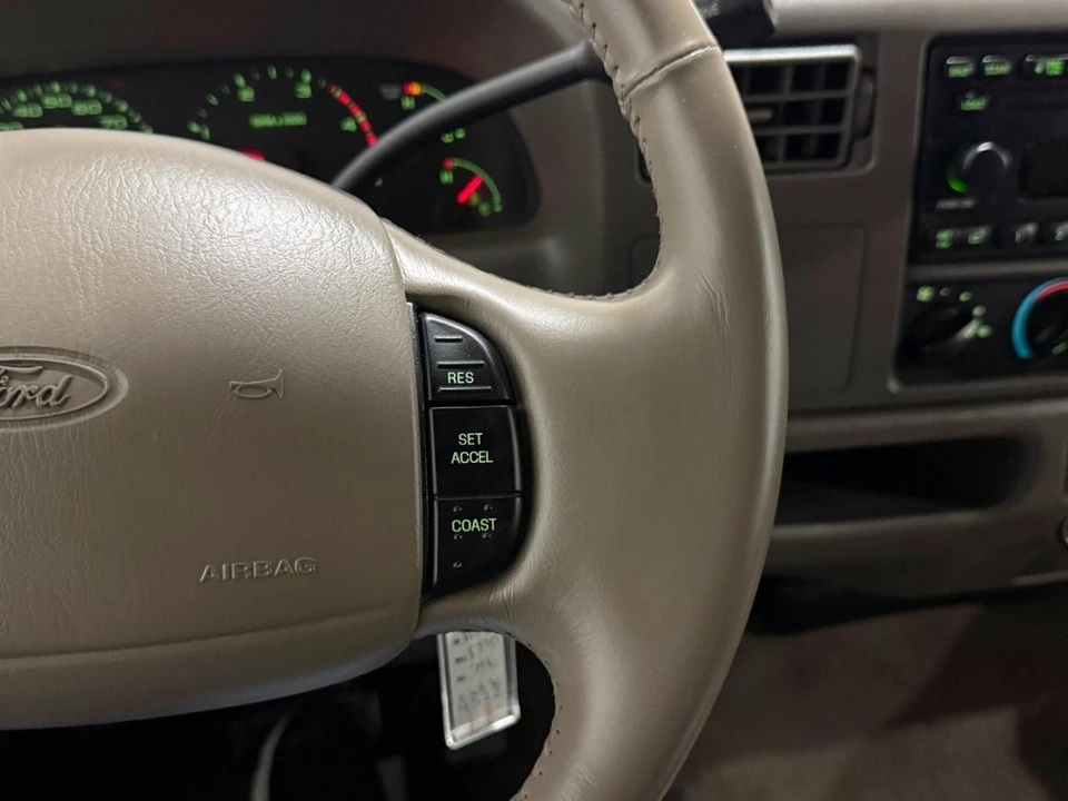 2002 Ford Super Duty 1st Gen - Image 24 of 31
