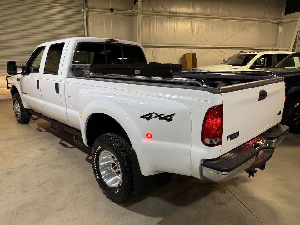 2002 Ford Super Duty 1st Gen - Image 2 of 12