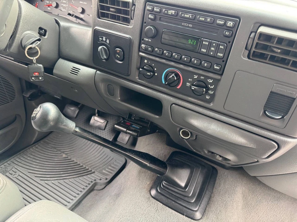 2002 Ford Super Duty 1st Gen - Image 2 of 4