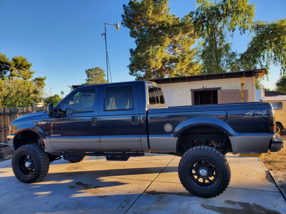2002 Ford Super Duty 1st Gen - Image 13 of 31