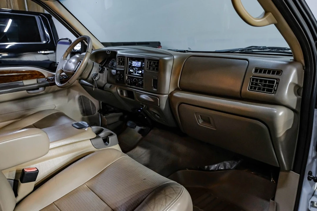 2002 Ford Super Duty 1st Gen - Image 18 of 31