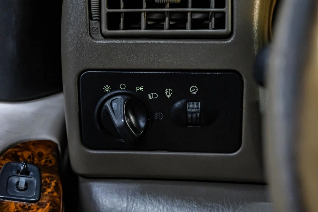 2002 Ford Super Duty 1st Gen - Image 31 of 31