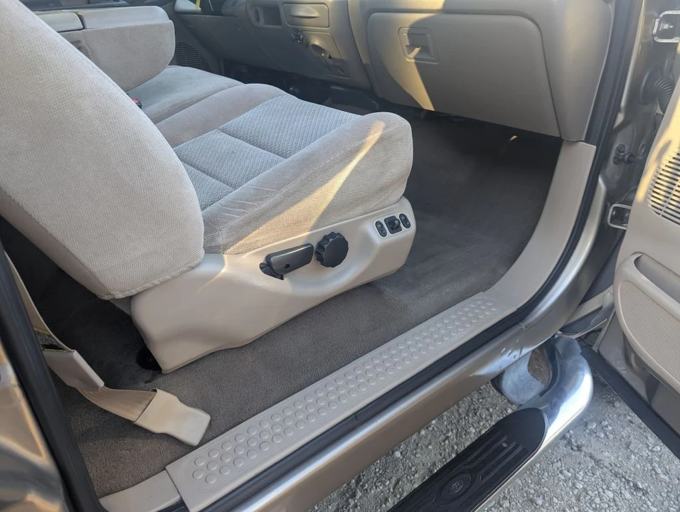 2002 Ford Super Duty 1st Gen - Image 13 of 16