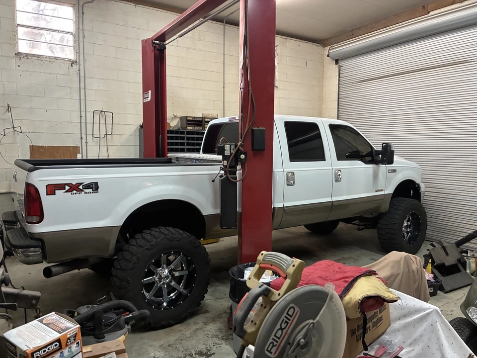 2002 Ford Super Duty 1st Gen - Image 17 of 31