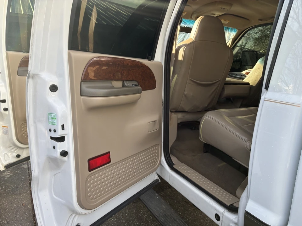 2002 Ford Super Duty 1st Gen - Image 19 of 31