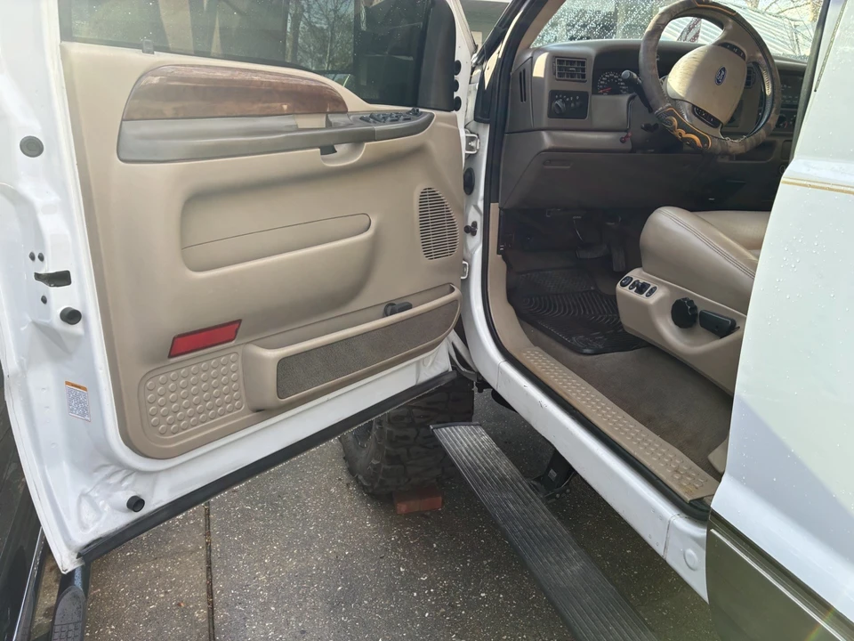 2002 Ford Super Duty 1st Gen - Image 13 of 31