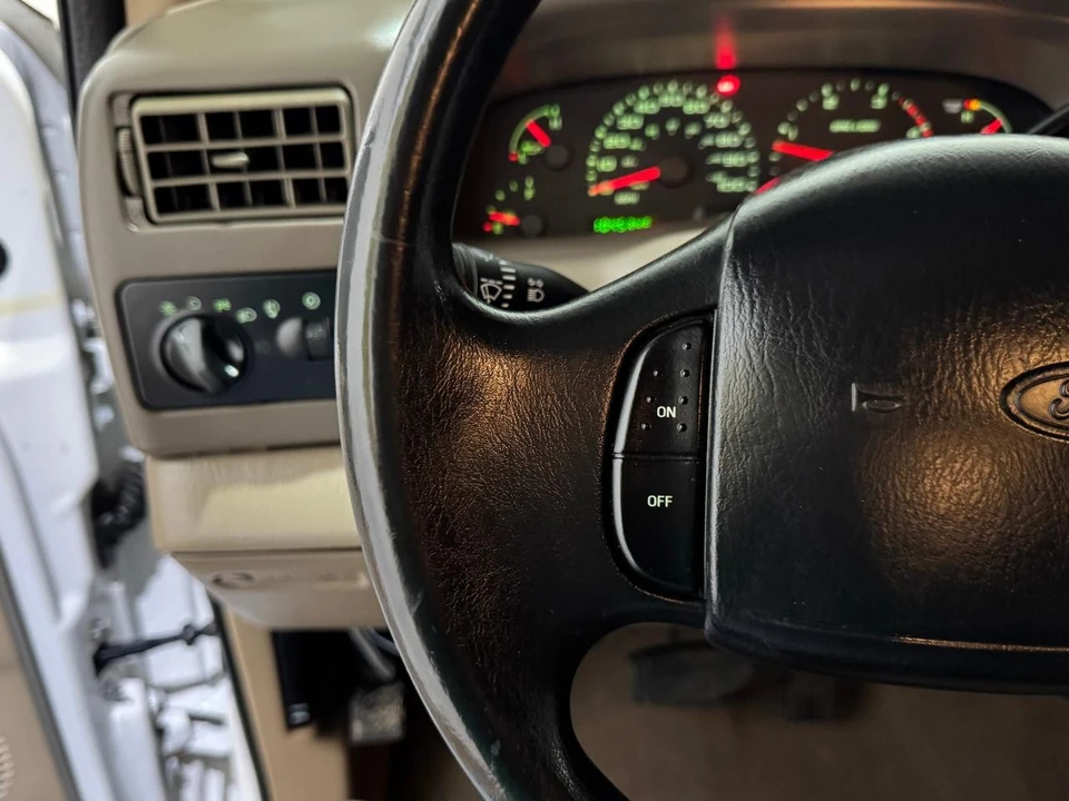 2002 Ford Super Duty 1st Gen - Image 20 of 21