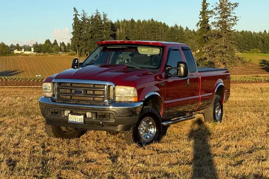 2002 Ford F-350 Super Duty XLT SuperCab Power Stroke 4×4 6-Speed