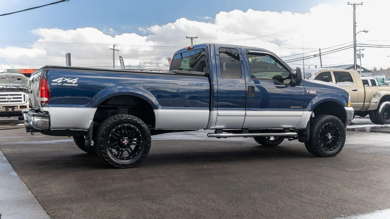 2002 Ford Super Duty 1st Gen - Image 11 of 21