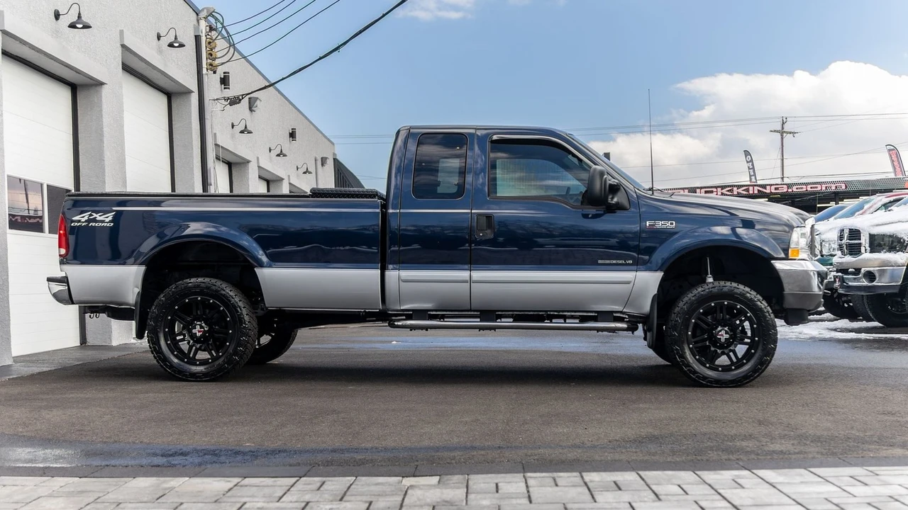 2002 Ford Super Duty 1st Gen - Image 9 of 21