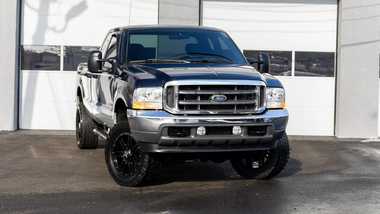 2002 Ford Super Duty 1st Gen - Image 2 of 21