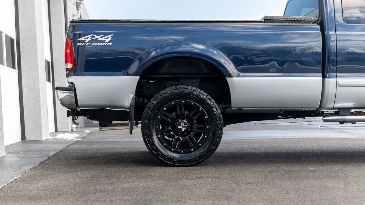 2002 Ford Super Duty 1st Gen - Image 10 of 21