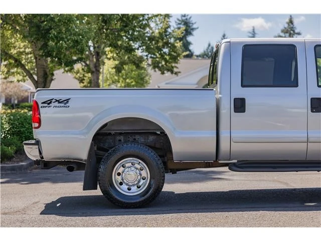 2002 Ford Super Duty 1st Gen - Image 15 of 16