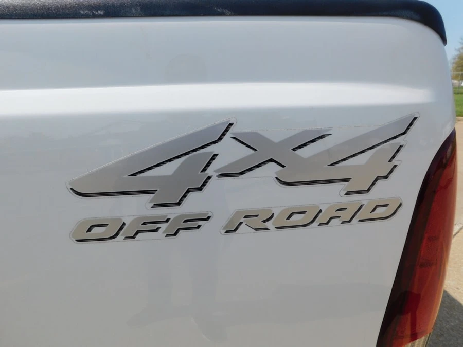 2002 Ford Super Duty 1st Gen - Image 10 of 21
