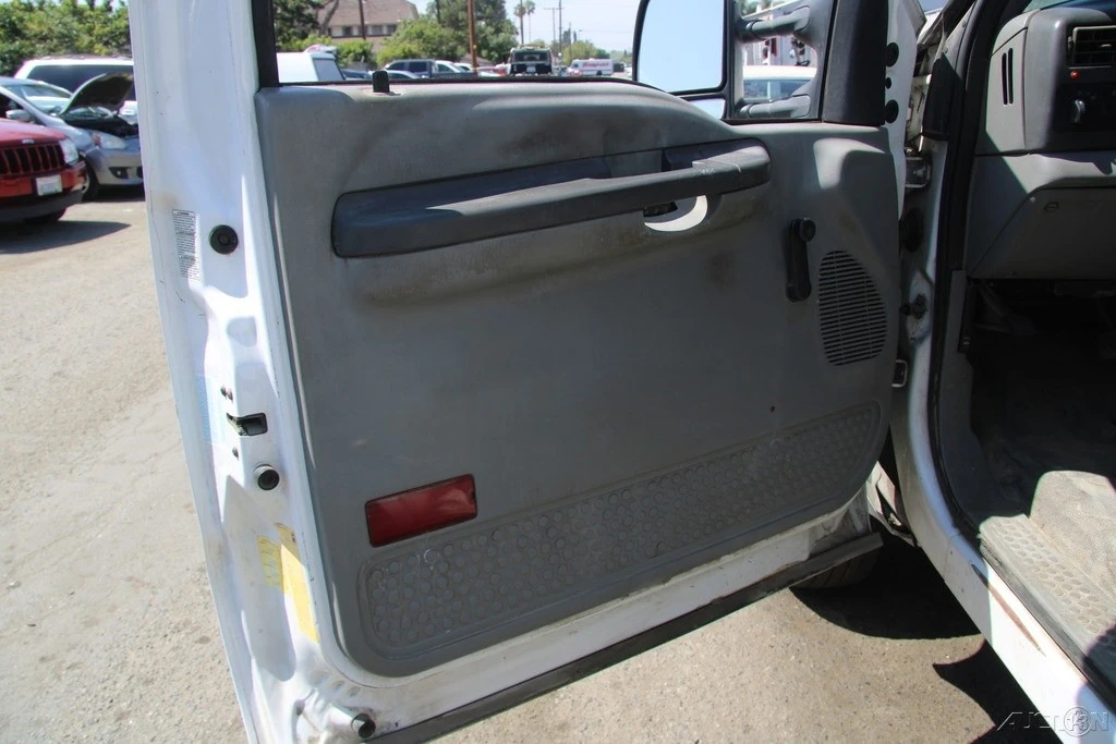 2002 Ford Super Duty 1st Gen - Image 14 of 21