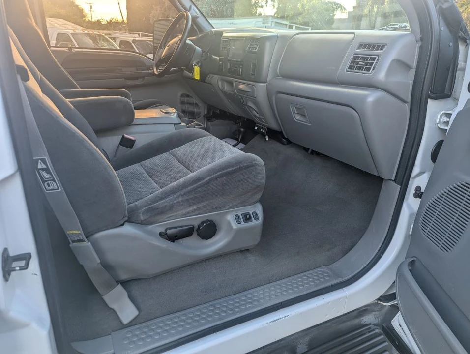 2002 Ford Super Duty 1st Gen - Image 13 of 17
