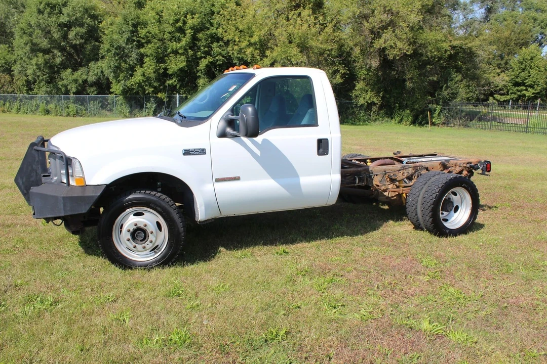 2002 Ford Super Duty 1st Gen - Image 3 of 12