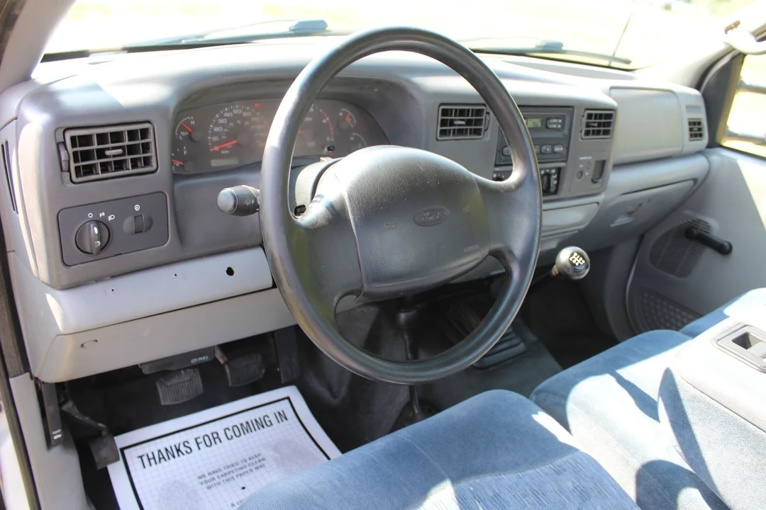 2002 Ford Super Duty 1st Gen - Image 10 of 12