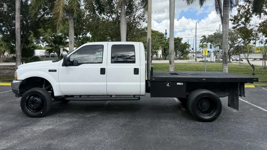2002 Ford Super Duty 1st Gen - Image 2 of 9