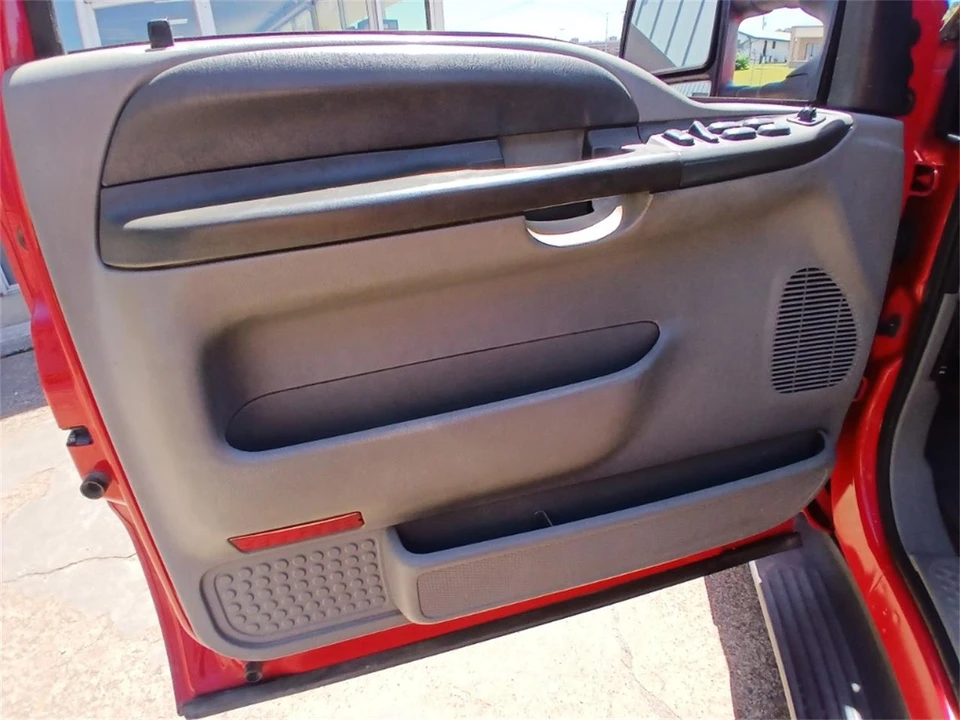 2002 Ford Super Duty 1st Gen - Image 13 of 31