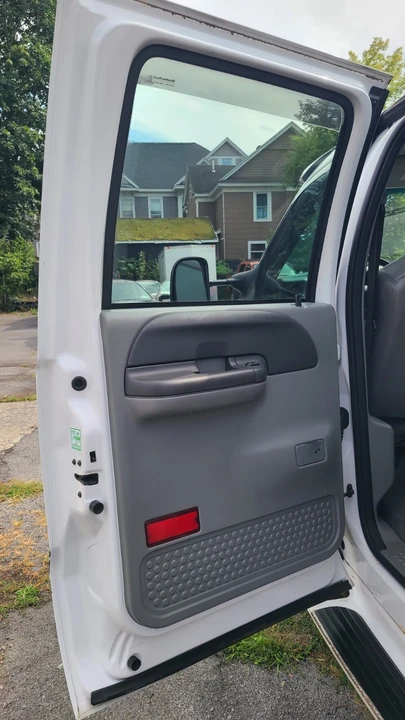 2002 Ford Super Duty 1st Gen - Image 15 of 23