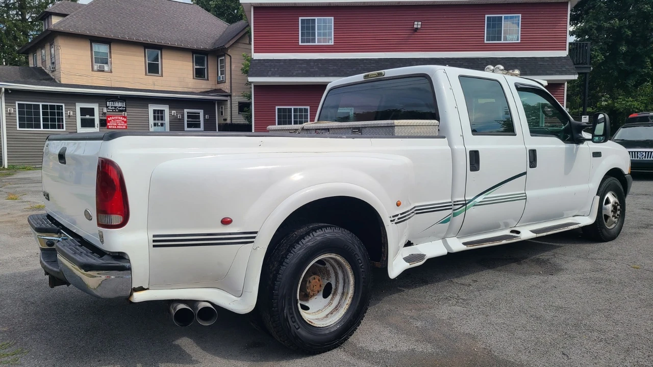 2002 Ford Super Duty 1st Gen - Image 5 of 23