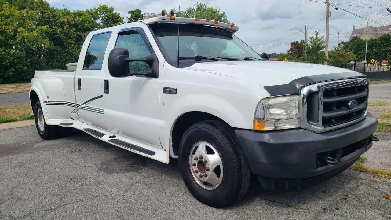 2002 Ford Super Duty 1st Gen - Image 3 of 23