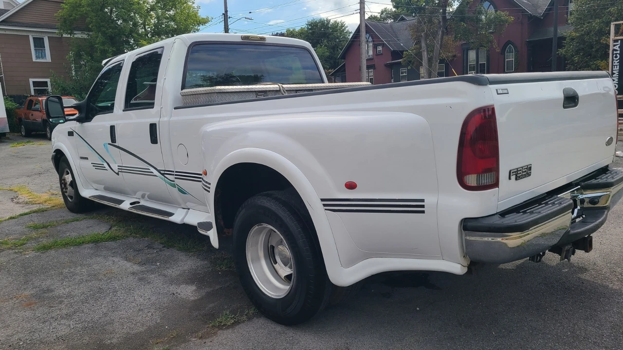 2002 Ford Super Duty 1st Gen - Image 7 of 23