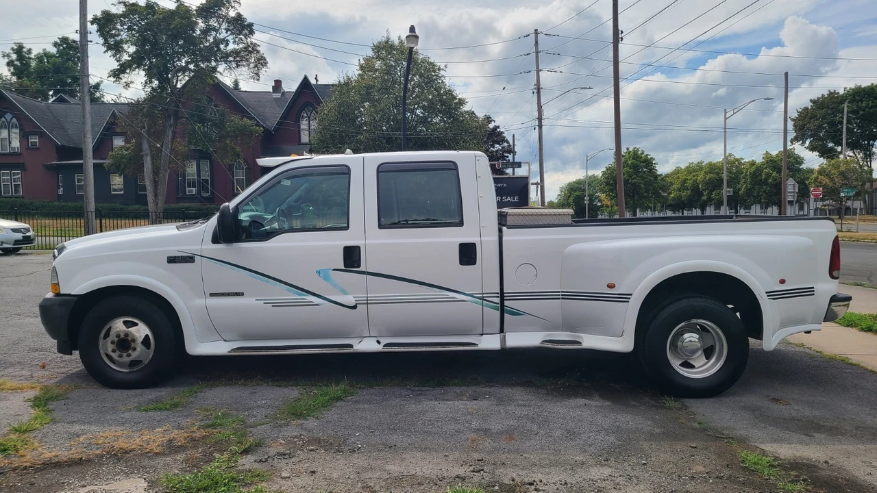 2002 Ford Super Duty 1st Gen - Image 8 of 23