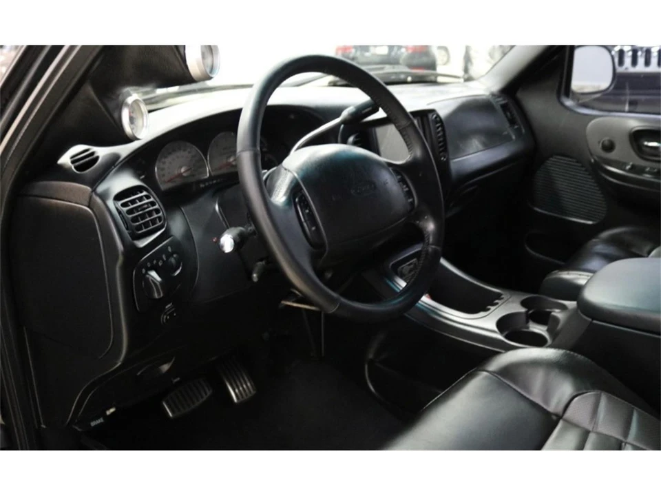 2002 Ford F-150 10th Gen - Image 8 of 13