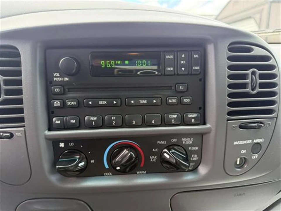 2002 Ford F-150 10th Gen - Image 16 of 22