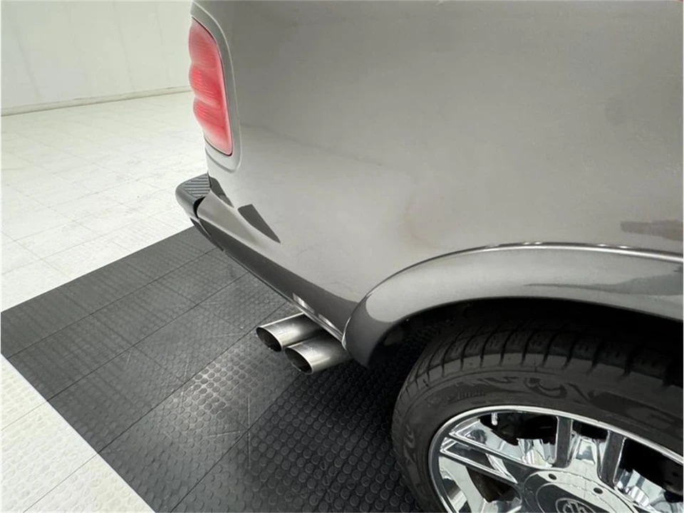 2002 Ford F-150 10th Gen - Image 28 of 31