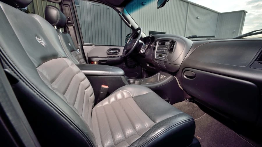 2002 Ford F-150 10th Gen - Image 5 of 17