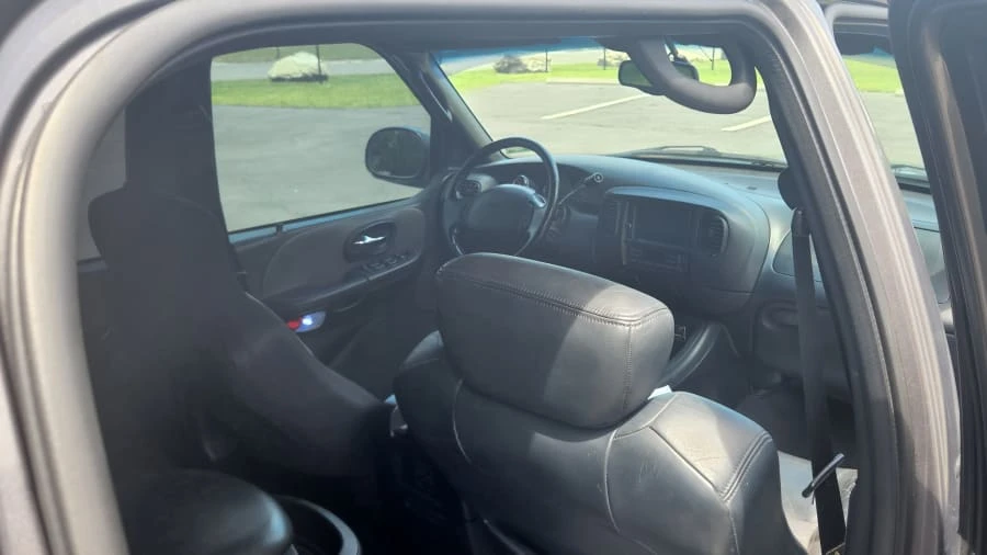 2002 Ford F-150 10th Gen - Image 5 of 7