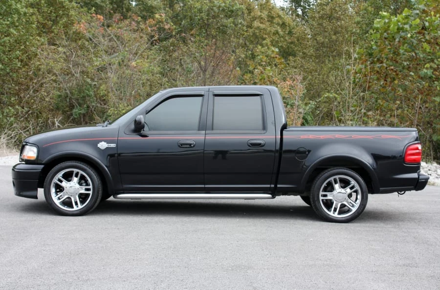 2002 Ford F-150 10th Gen - Image 2 of 12