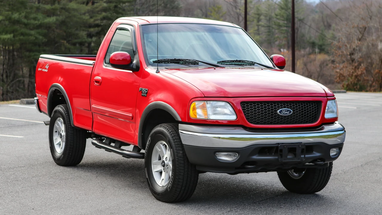 2002 Ford F-150 10th Gen - Image 3 of 31
