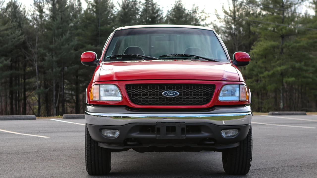 2002 Ford F-150 10th Gen - Image 4 of 31