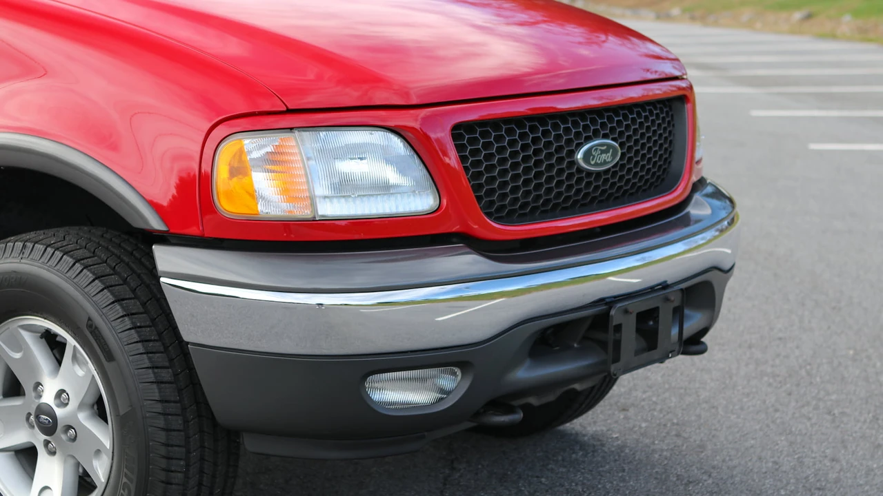 2002 Ford F-150 10th Gen - Image 5 of 31