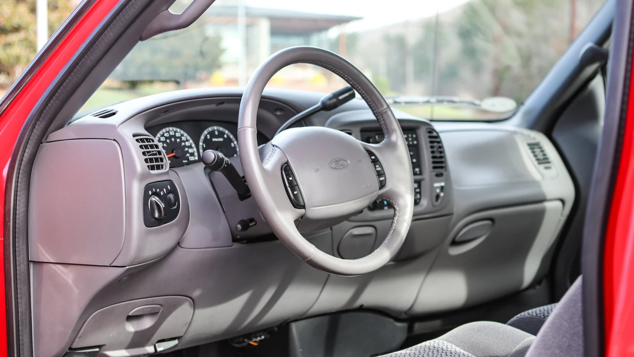 2002 Ford F-150 10th Gen - Image 21 of 31