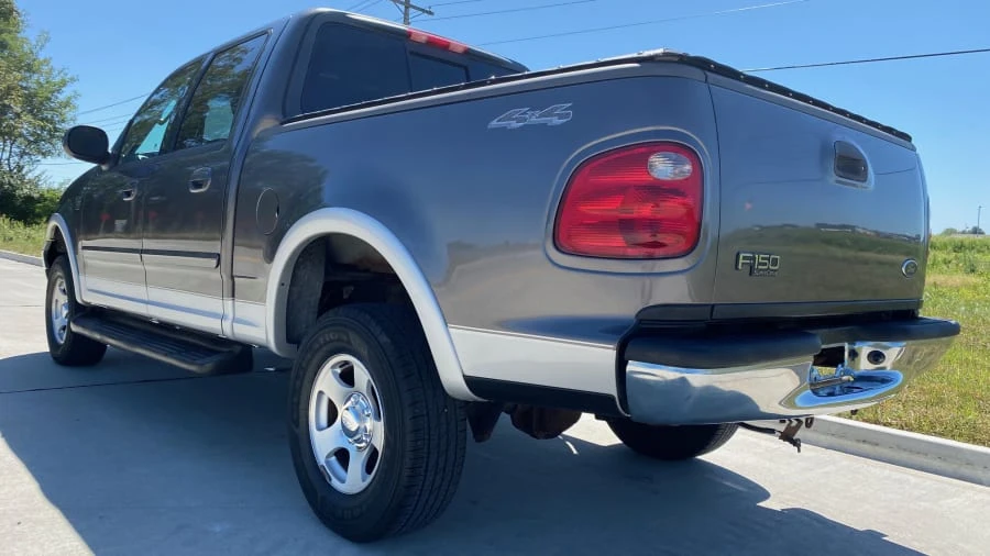 2002 Ford F-150 10th Gen - Image 3 of 20