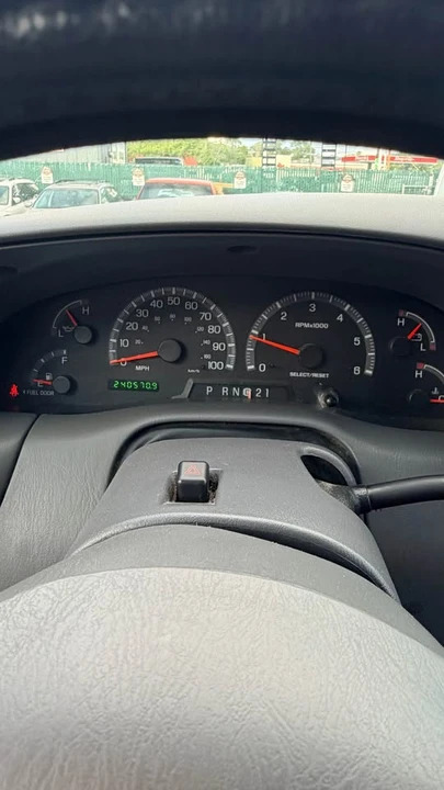 2002 Ford F-150 10th Gen - Image 9 of 16