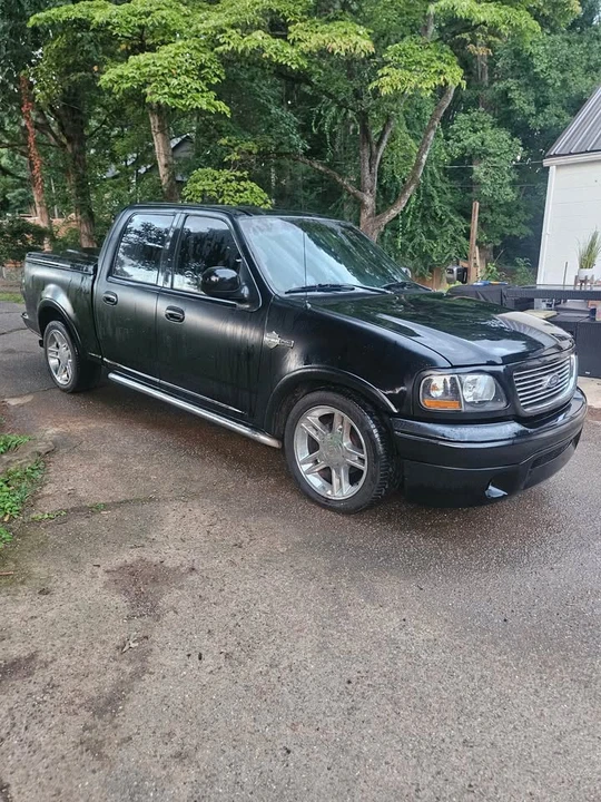 2002 Ford F-150 10th Gen - Image 2 of 3