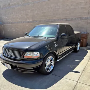 2002 Ford F-150 SuperCrew Cab Harley-Davidson Pickup 4D 5 1/2 ft