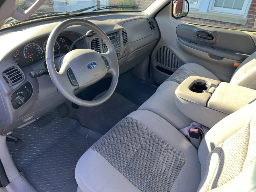 2002 Ford F-150 10th Gen - Image 5 of 9