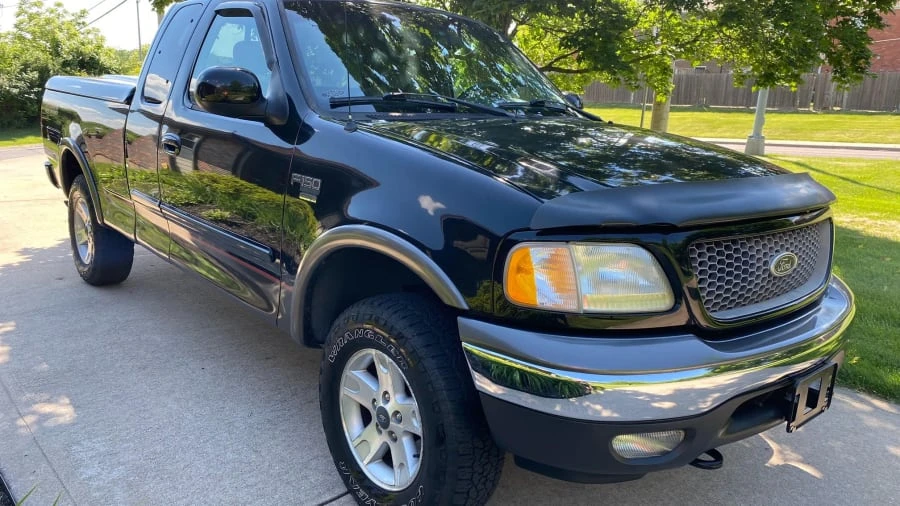 2002 Ford F-150 10th Gen - Image 18 of 19